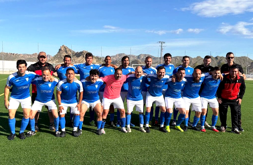 Los veteranos del Ol�mpico siguen con paso firme en la Play Off de Tercera Auton�mica